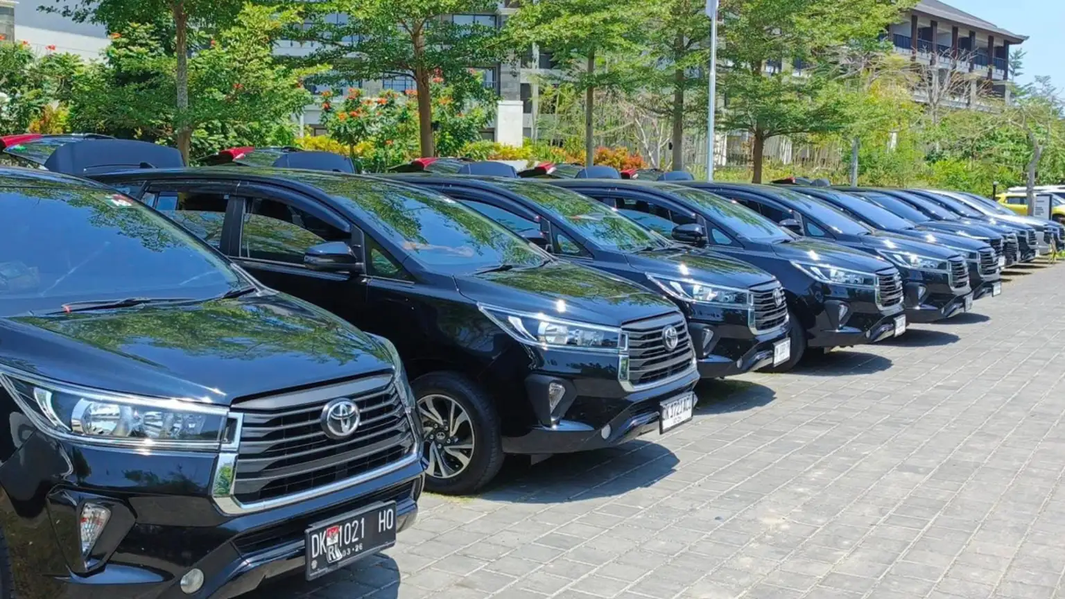Innova Reborn